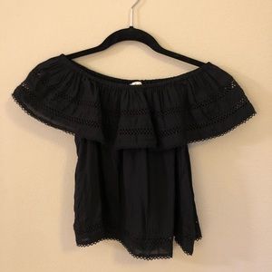 black Wilfred top